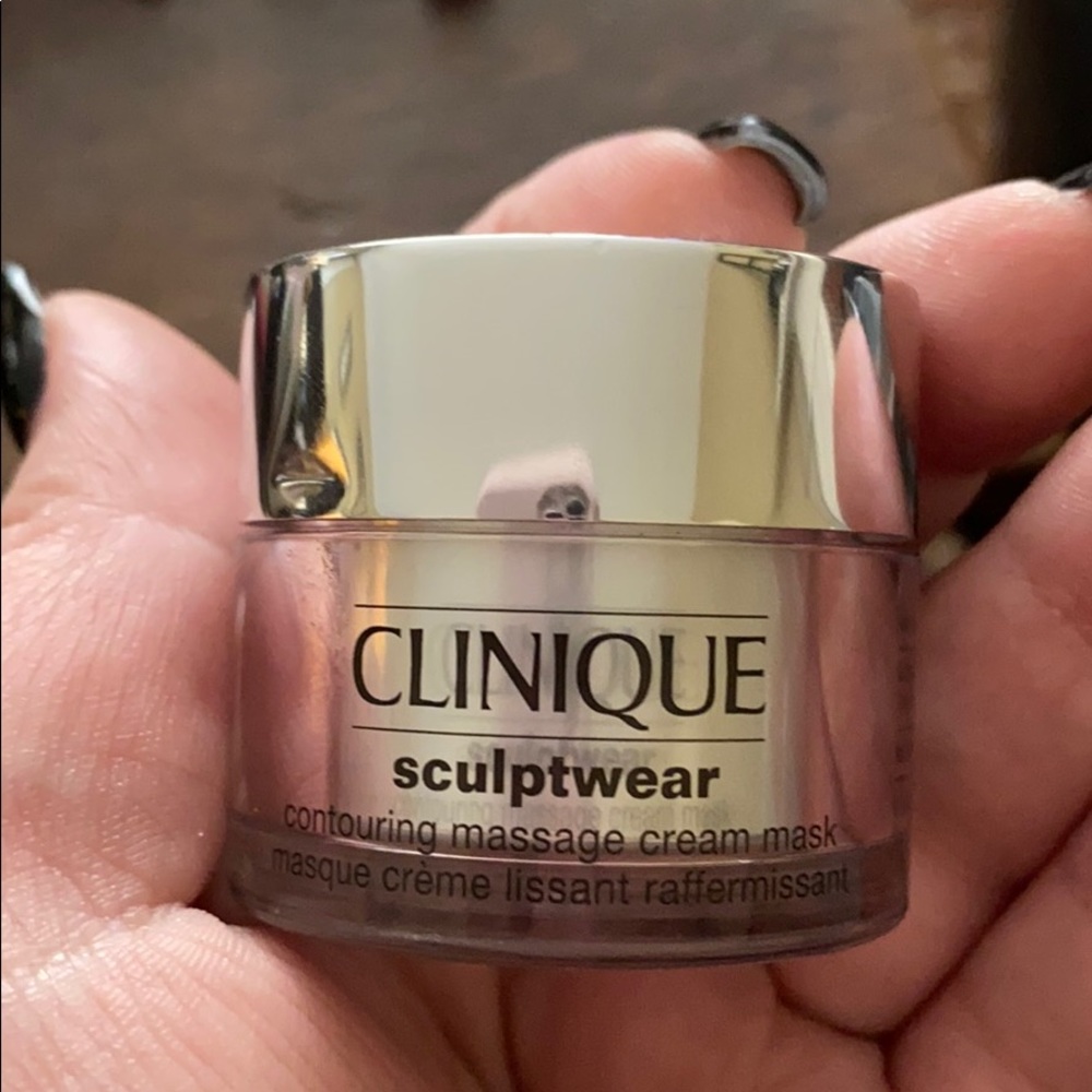 Clinique sculptwear contouring massage cream mask!